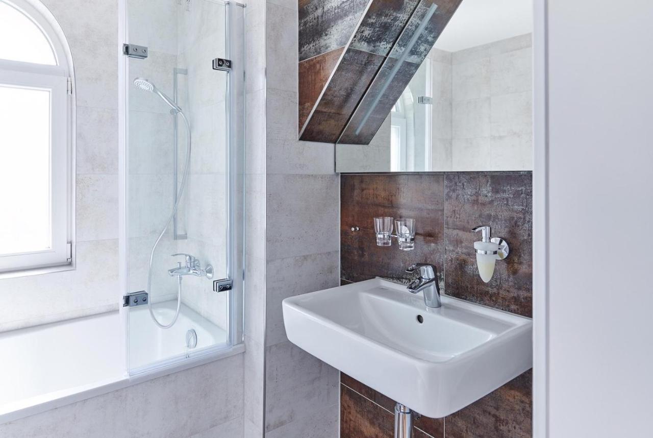 Bei Meyers Schlafen & Feiern Hotel Bohlen  ภายนอก รูปภาพ